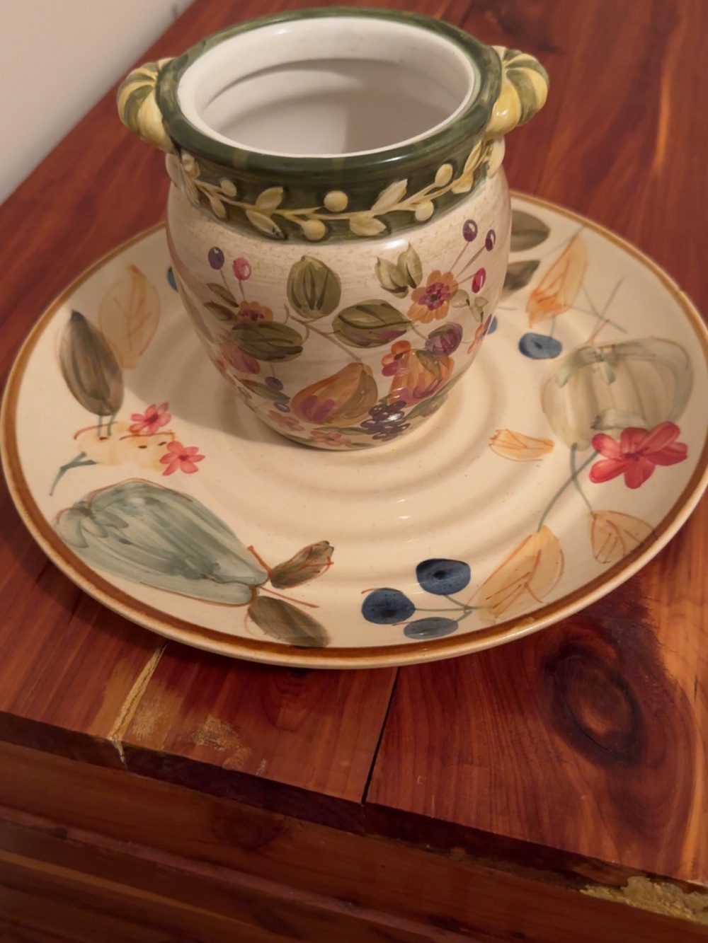 Vintage Hand-Painted Floral Ceramic Vase & Plate Set - Multicolor